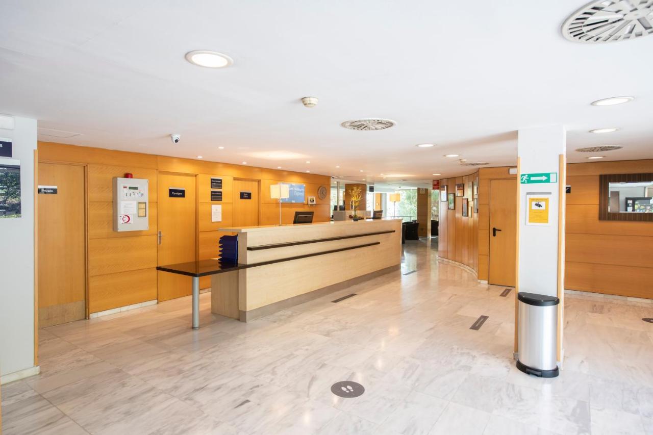 Holiday Inn Express Barcelona - Montmelo By Ihg Granollers Exteriér fotografie