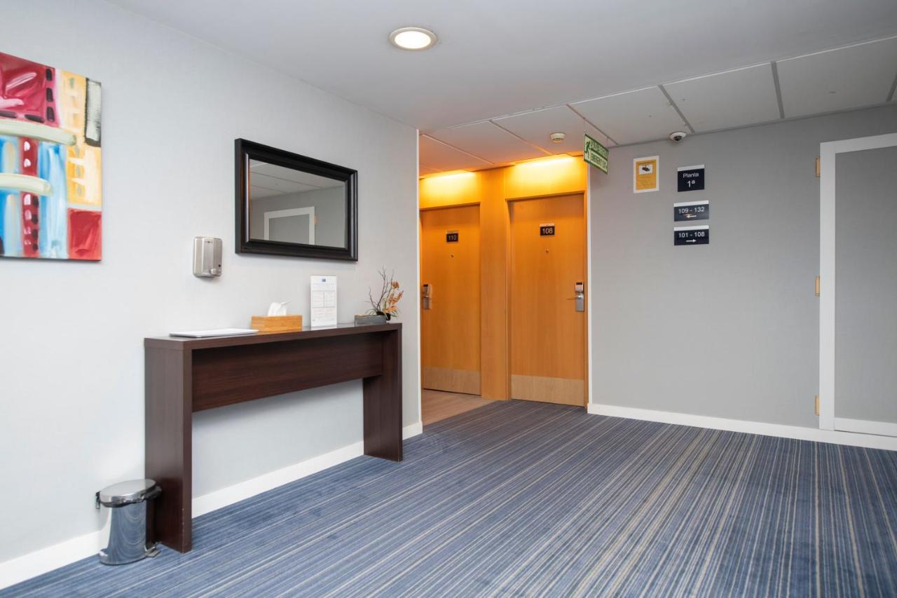 Holiday Inn Express Barcelona - Montmelo By Ihg Granollers Exteriér fotografie