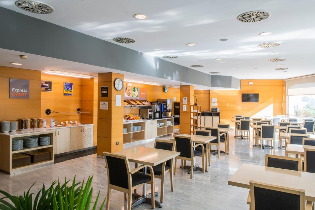Holiday Inn Express Barcelona - Montmelo By Ihg Granollers Exteriér fotografie