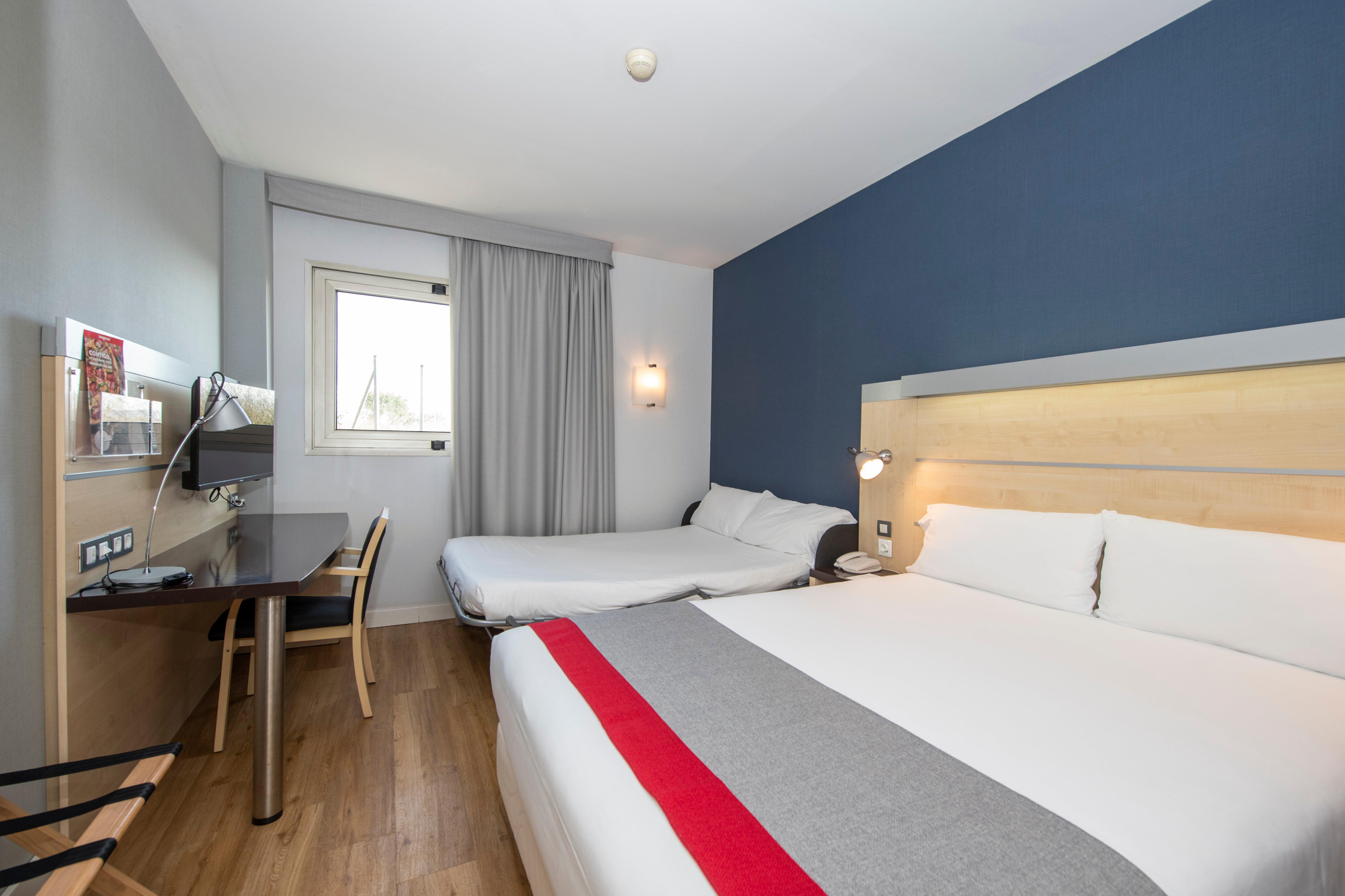 Holiday Inn Express Barcelona - Montmelo By Ihg Granollers Exteriér fotografie