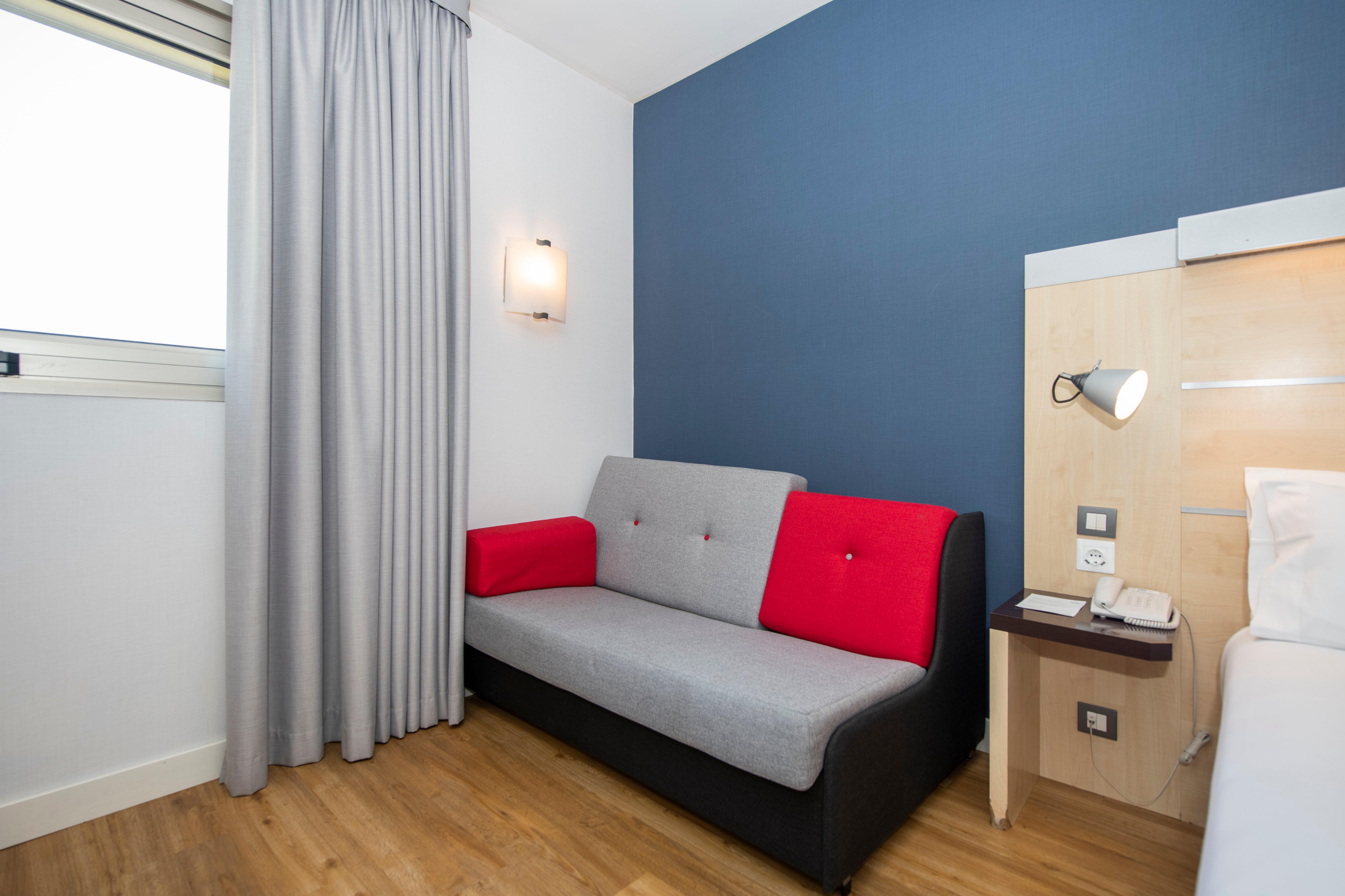 Holiday Inn Express Barcelona - Montmelo By Ihg Granollers Exteriér fotografie