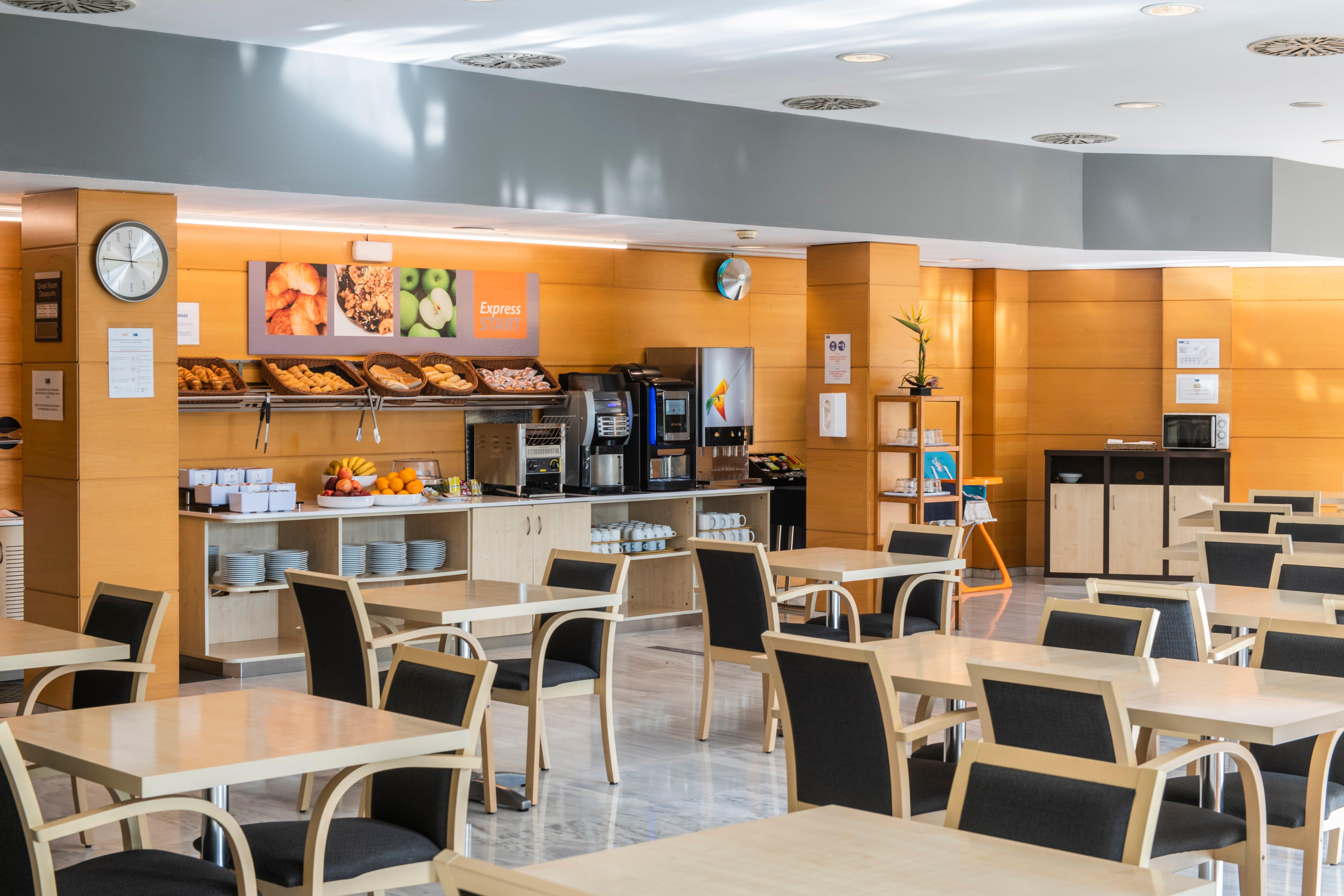 Holiday Inn Express Barcelona - Montmelo By Ihg Granollers Exteriér fotografie