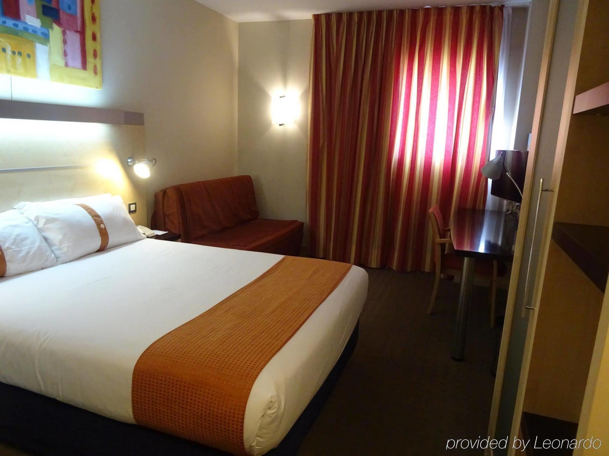 Holiday Inn Express Barcelona - Montmelo By Ihg Granollers Exteriér fotografie